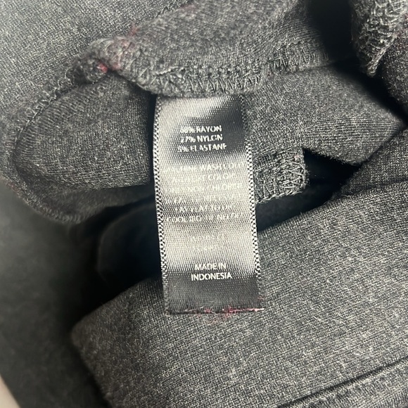 Betabrand Woman’s Black/Gray Stretchy Dress Pants Size‎ Small Long - Picture 7 of 7